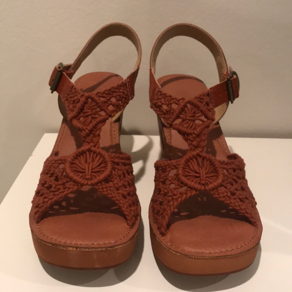 Latigo Ikat Heels